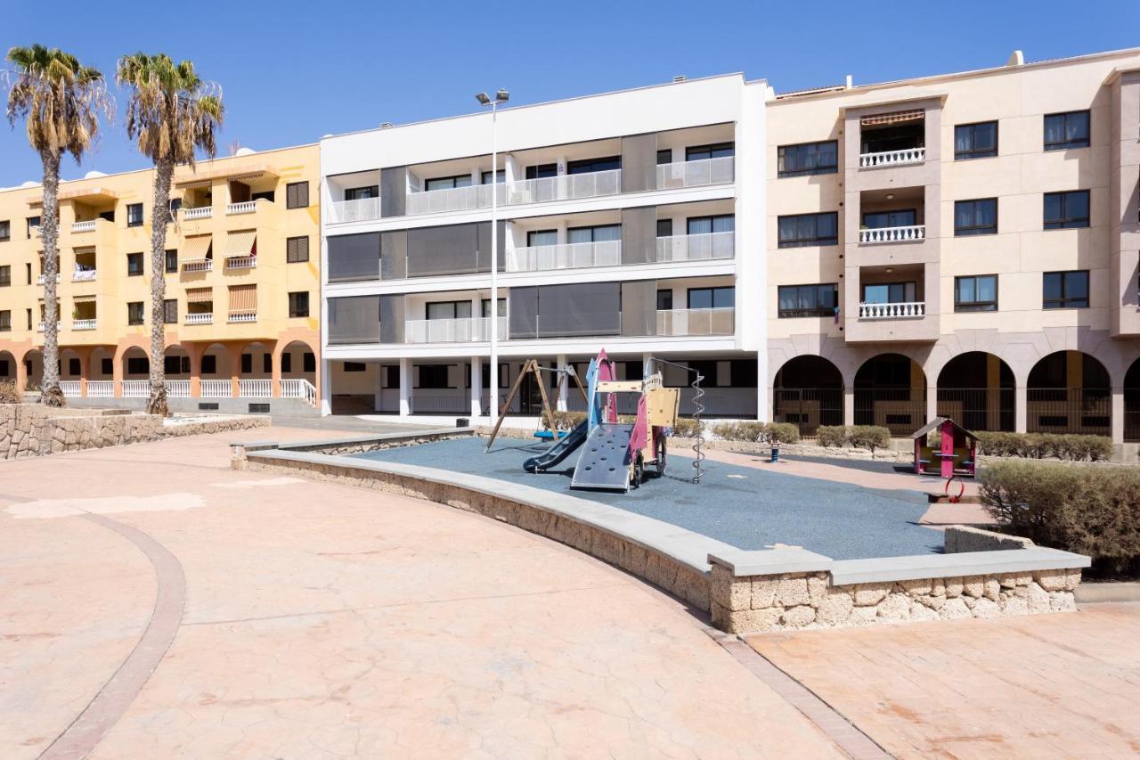New 140M2 Loft-Style Flat At Town Heart, 3 Beaches Close Casa Leon El Médano Esterno foto